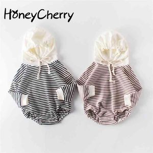 Höst Baby Girl Bodysuits Kläder Stripes Neonatal Hattar Overaller och Crawling 210702