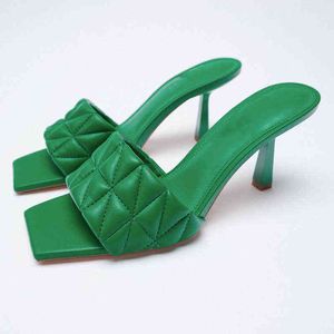 Slippers حجم كبير الصيف الجديد مبطن نساء عالي الكعب الصنادل Ladeis Pink Green Heels Shoes 1121