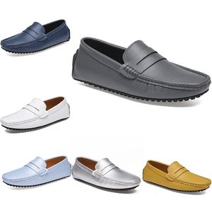 2021 Läder Doudou Mäns Casual Driving Shoes Soft Sole Fashion Black Navy Vit Blå Silver Gul Grå Skodon All-Match Lazy Cross-Border 38-46 Fifty