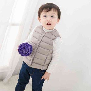 Barnvästar Vinter Ultra Light White Duck Down Vest Coats Boys Girls Ärmlös Jacka Barn Vindskyddad Varm Waistcoat 211109