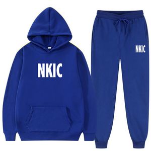 Män Casual Tracksuit Set Hooded 2022 Hot Spring Autumn Nya Mäns Sportkläder Hoodies + Byxor 2st Set Solid Brand Printing Tracksuits S-XXXL