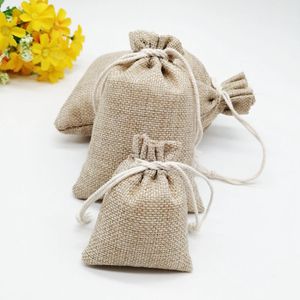 Jute Linne Väskor Smycken Display Drawstring Pouch Presentförpackningspåsar för presentväska Business Gift Pack Bröllop Julgranning Bag Diy