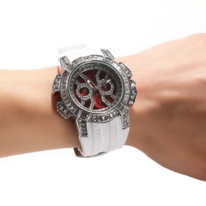 Mens Diamond Watch Wysokiej jakości mrożony zegarek moda luksusowe kwarcowe zegarki Wodoodporne zegarek na rękę dla mężczyzn