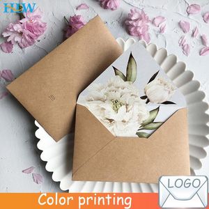 Embrulho de presente 5pcs/lote de forro estampado Padrão de flores do envelope de casamento cartão vintage kraft paper convite de papelarygift