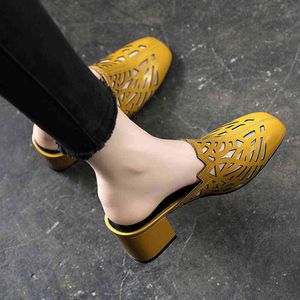 Sandálias de verão femininas lantejoulas de toe de toe de toe de moda de moda coreana temperamento Slippers de trabalho feminino Sapatos J220716
