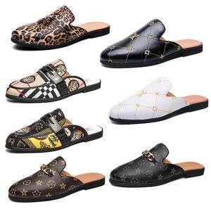 Men Luxury Brand Designer Slippers Horsebit Metal Buckle Leopard Print Genuine Leather Mules Black Brown Flip Flops Mens Casual Lazy Shoes
