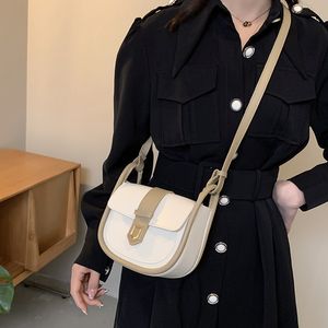 HBP Textpseシンプルな小袋の潮で人気のファッション柔らかい肌の女性ショルダーメッセンジャーバッグ