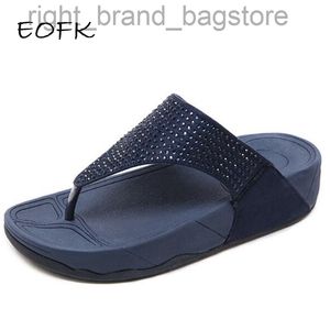 EOFK Rhinestone letnie klapki damskie japonki kryształowy diament Bling plaża komfort Casual Fitflop płaskie klapki sandały kobieta W220804