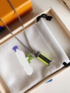 Luxury Designer green bottle letter race Pendant Necklace for man