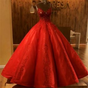 Princess Red Ball Gown Quinceanera Dresses Beads Lace Appliques Spaghetti Straps Sweet Party Prom Dresses Evening Gowns Vestidos BC0570