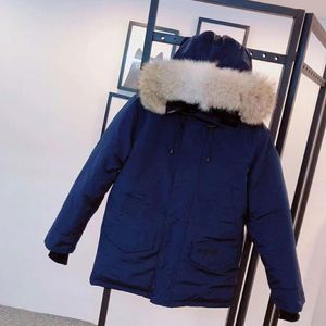 Cappotto di design di alta qualità 2022 Inverno Uomo Donna Piumino Capispalla con distintivo Spessore caldo Capispalla Cappotti di pelliccia Parka Xs-Xxl 326