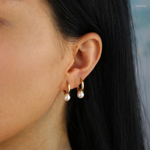 Hoop Huggie Pearl Earring Gold Kolor Minimal Delicate Design Mini Small Hoops Proste kolczyki Kirs22