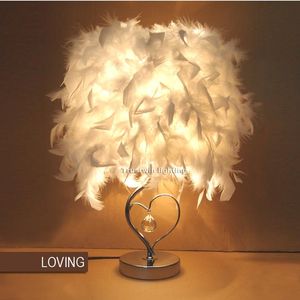 테이블 램프 침대 옆 독서 방으로 앉아 살아있는 심장 모양 흰 깃털 크리스탈 램프 라이트 테이블