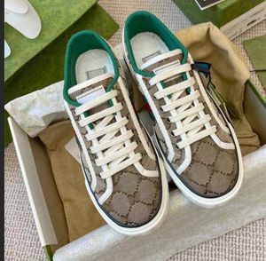 Designers Tennis 1977 sneaker canvas Luxurys Shoe Beige Blue washed jacquard denim Women Shoes Ace Rubber sole Embroidered Vintage casual guccie