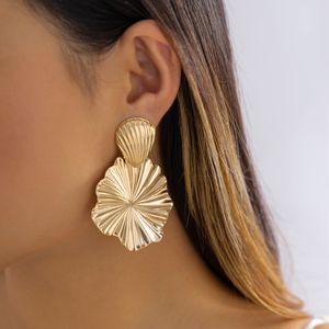 Dangle & Chandelier Exaggerated Geometric Flower Metal Large Earrings For Women Fashion Punk GoLd Color Drop Earrings Prom Party Jewelry