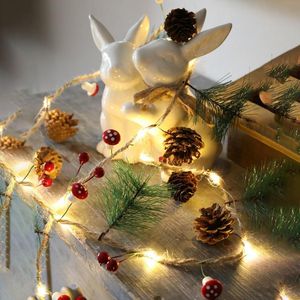 弦2mクリスマスパインコーンシェイプLEDストリングライトホリデー照明クリスマスツリーウェディングパーティーのための妖精のガーランドホームデコレーション