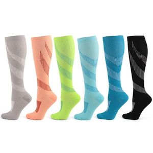 Meias de compressão de meias masculinas Knee High por correr para caminhadas homens mulheres confortáveis ​​de ciclismo's Socksmen's