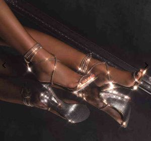 Sandały Kobiety Kryształowe Buty Sexy Spiczaste Szpilki Luksusowe Dżetów Cross Pasek Slim Sandals 2022 New Stiletto Pompy 220411