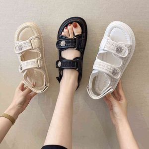 2021 새로운 플랫폼 샌들 여성 격자 라운드 발가락 격자 무늬 헝겊 여름 캐주얼 숙녀 야외 신발 Zapatos de Mujer 여성 Sandels Y220421