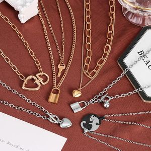 Naszyjniki wisiorek moda wielowarstwowe serce dla kobiet geometryczne wiszące złoty srebrny metal 2022