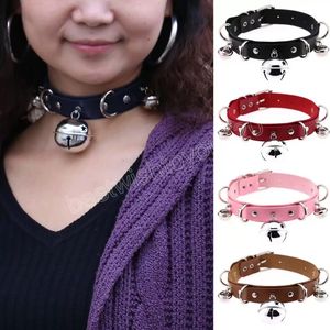 Collana con cintura e colletto in pelle multicolore, girocollo gotico fatto a mano sexy Harajuku con campanelli, regali di gioielli gotici per feste di club