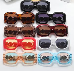 جديد مربع النظارات الشمسية النساء والرجال العلامة التجارية الفاخرة إطار كبير نظارات شمسية للسيدات نظارات UV400 Oculos de sol 9 ألوان 10 قطعة