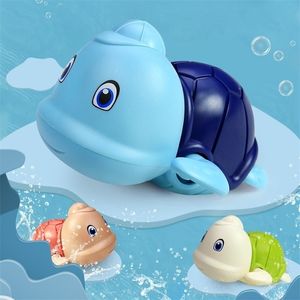 Badespielzeug Baby Wasserkette Uhrwerk Niedliche Cartoon-Tierschildkröten und Baden mit Wasser Babyspielzeug 220531