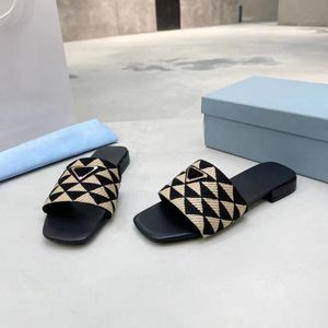 Designers Slides Womens Slippers Fashion Floral Slipper Leather Rubber Flats Sandals Summer Beach Shoes Loafers Gear Bottoms Sliders