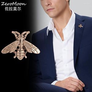 Szpilki broszki antyczne metalowa pszczoła broszka owad męski garnitur Akcesoria Anime Animal Kobieta Lapel Pin moda biżuteria SeaU22