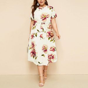 Sukienki w rozmiarze Plus Summer Floral Print Bohemian Sukienki Kobiety z krótkim rękawem Midi Casual O-Neck Loose Clothingplus
