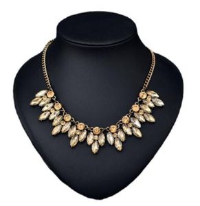 Naszyjniki wisiorek wisiorki biżuteria sophiaxuan spersonalizowana nazwa Pearl Flower 18K Gold Slated Hawaii Naszyjnik D0ydo