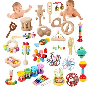 モンテッソーリの木製ガラガラ赤ちゃんサンドハンマーベイビーガラガラ教育ミュージカル木製おもちゃ開発ベビーおもちゃ0 12か月の子供220531