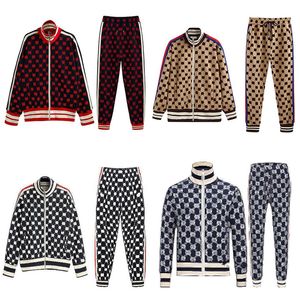 Designer Mens Hoodies Tracksuits Fashion Brand Män passar Spring Autumn Men Sportwear Casual Style Suits Two-Piece Asian Size S-3XL