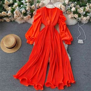 DEAT Spring New Arrivals Women Design Chic Jumpsuits V Neck Puff Sleeve Casual Solid Rompers Wide Leg Long Rompers ML747 210326