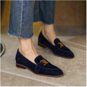 College style sheep jingpi Lefu shoes 2022 autumn new deep mouth metal buckle four seasons single shoes leisure flat bottomed women's shoes