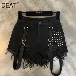 DEAT Summer Autumn Beading Shoulder Strap Trend Female Black Denim Shorts MH008 210709