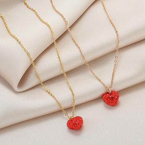 Colares de pingentes Colar de coração vermelho para mulheres 2022 jóias titânio aço de corrente de ouro rosa banhado de luxo coreano ElegantPenda