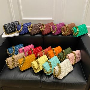 Bolsa de mensageiro de mulheres de luxo, senhoras verdes, bolsas rosa azul e bolsa de bolsa fêmea bolsa de ombro grossa bolsas de axila chiques de moda de moda250