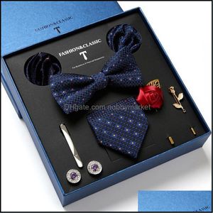 Pajarita En Venta al por mayor-Bow Ties Accesorios de moda Factory Sale Brand Silk Woven Tie Pocket Cuflink Set Corbito Caja Mans Sliver Paisley Amantes Día D