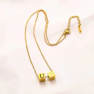 Never Fading 14K Gold Plated Luxury Brand Designer Pendants Necklaces Stainless Steel Square Double Letter Choker Pendant Necklace Chain Jewelry Accessories