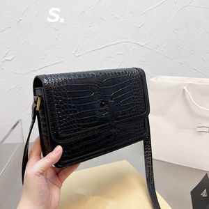 2022 new Solid color inner bag crocodile pattern single small black square magnetic buckle bags Handbags