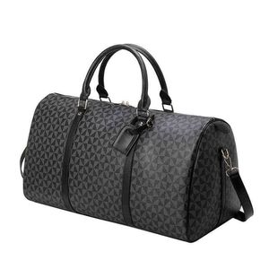 Travel Men Duffel bolsa de couro durante a noite de fim de semana de fim de semana Carregar uma grande viagem boa para as férias de academia 220630