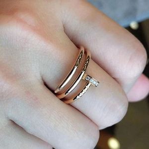 Lovers Nail Ring for Women Stainless Steel Fashion Couple Zircon Shell Valentine Christmas Gifts Jewelry Accessories Wholesale