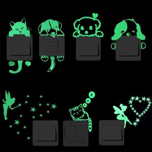 Kreskówka Luminous Switch Sticker Glow in the Dark Wall naklejki domowe dekoracje do dekoracji pokoju naklejka naklejka kota wróżka księżyca 220727