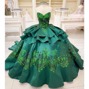Eleganckie zielone sukienki Quinceanera suknie balowe 2022 Satynowe cekinowe aplikacje Księżniczka suknia dla słodkiej 15 dziewczyny
