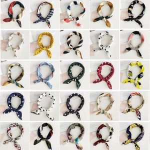 Square Scalf Hair Band dla imprez biznesowych Kobiety Eleganckie małe vintage chude retro głowa jedwabna satyna