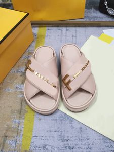 2022 Sandals designer di lusso Slide piatte flaso in pelle di punta Slifori di moda design