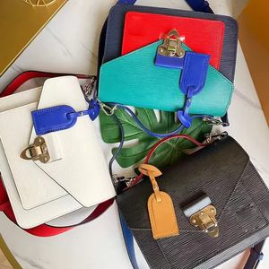 Designer Neo Monceau handväska 3 färger kvinnor axelväskor lyxig kedja crossbody väska m55405 mode quiltade hjärtläder handväskor kvinnlig berömd