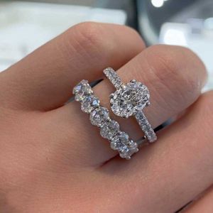 Cluster Rings Solid 100% 925 Sterling Silver Simulated Diamond For Women Simple Solitaire Oval Stone Ring Gemstone Jewelry WholesaleCluster