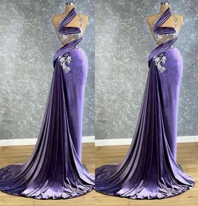 Sexy Mermaid Velvet Prom Dresses Princess Sleeveless Halter Sexy V Neck Appliques Sequins Beads Luxury Shiny Floor Length Party Gowns Plus Size Custom Made